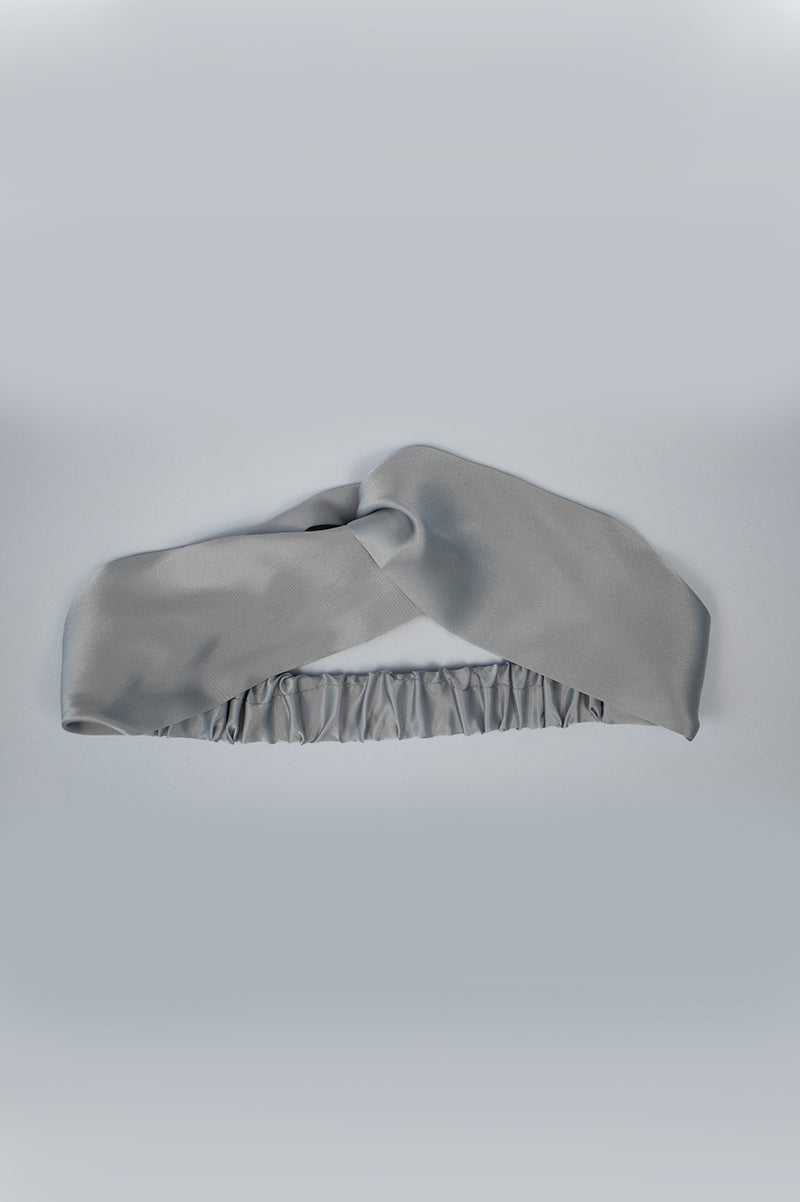 The Silk Essential Gift Set