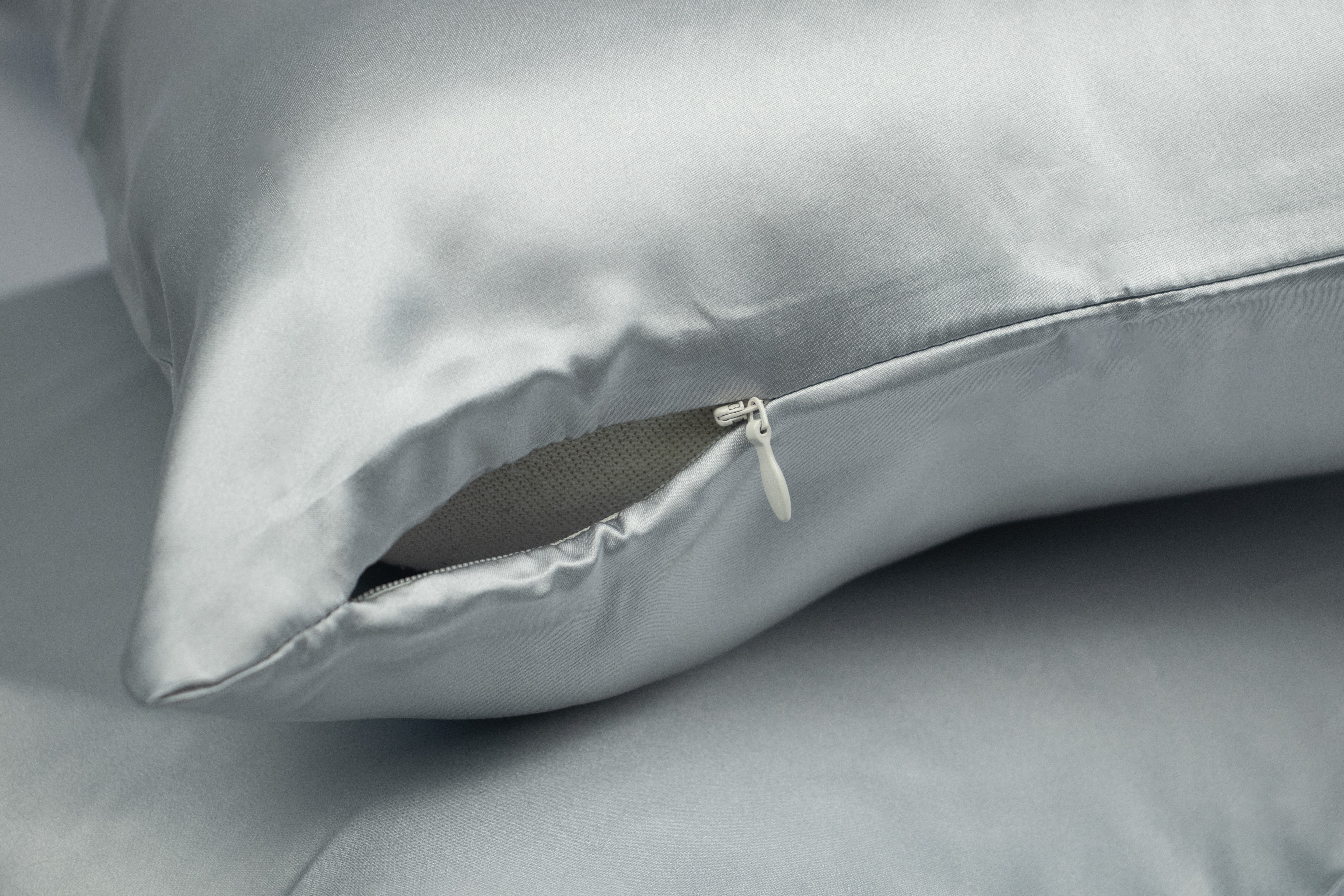 Silk Pillowcase Silver